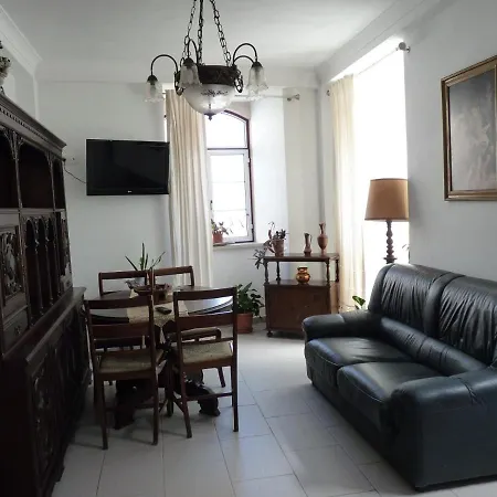 Casa Das Merendeiras * Espinhal